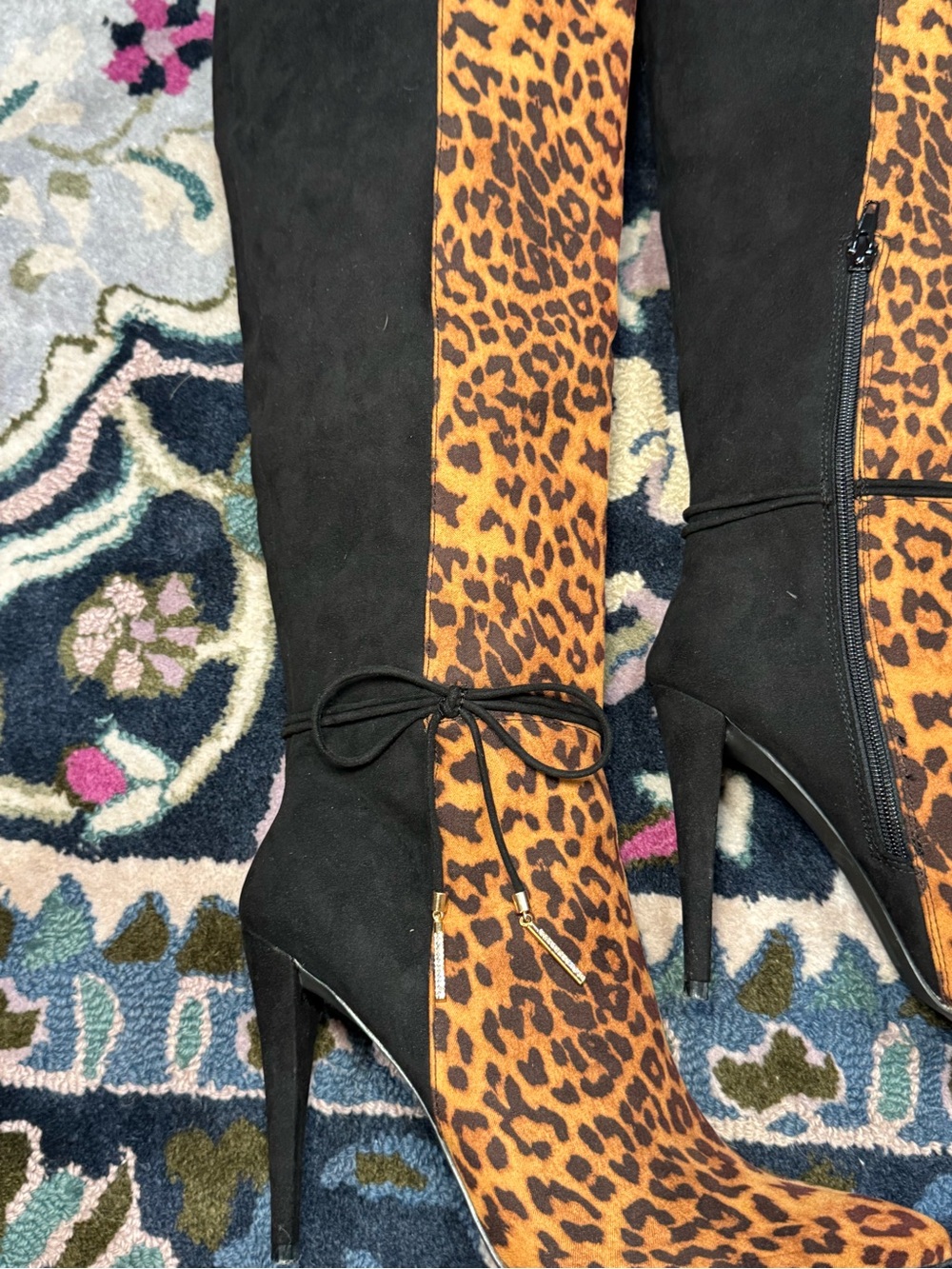🐆▪️Black + Leopard Over-the-Knee Stiletto Boots with Rhinestone Tassel Ties▪️🐆 - Picture 3 of 8